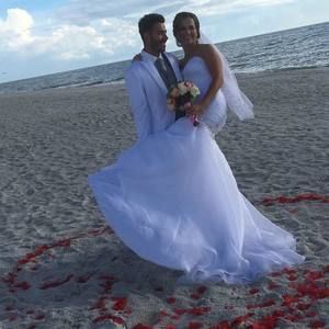 Meet your Posher, Carolina